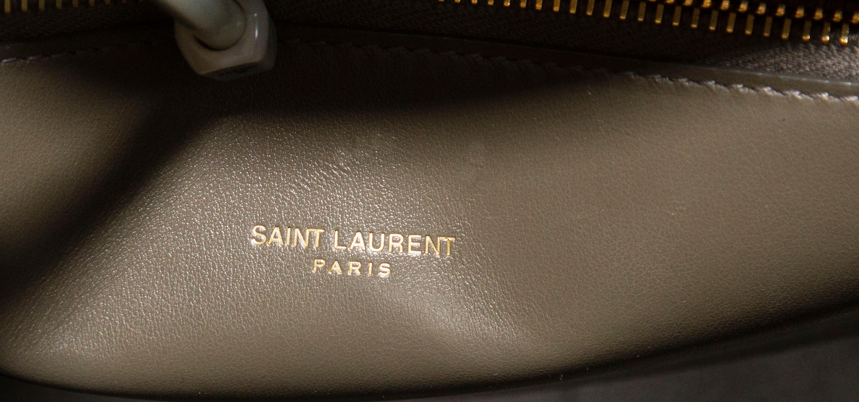 2020s Saint Laurent Sac de Jour Baby Top Handle Crossbody Bag Khaki Leather For Sale 6
