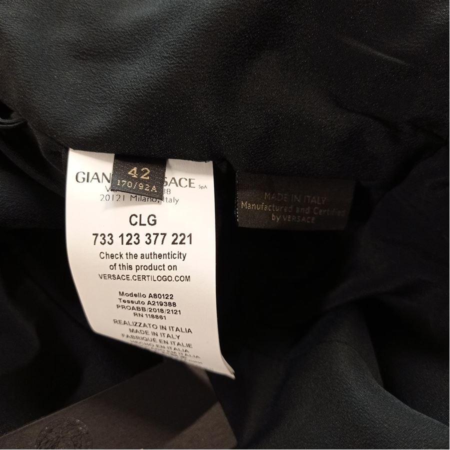 2021/2022 Versace FW Black Dress IT 42 (US 6/8) For Sale 1
