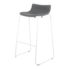 2021 BA004F Taburete de bar Preludia de Brad Ascalon para Carl Hansen en tela c/marco