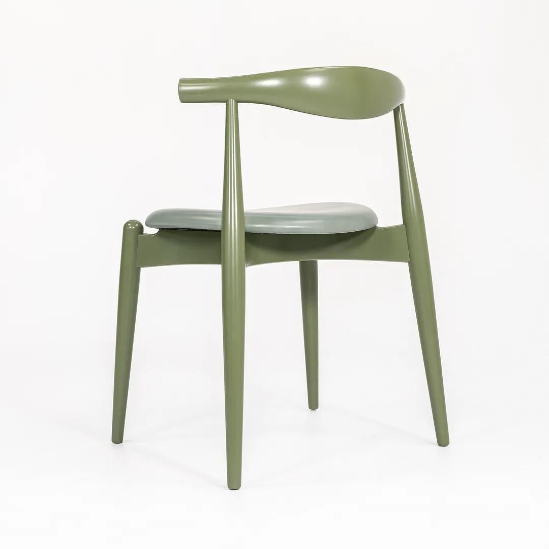 2021 Carl Hansen CH20 Dining Chair by Hans Wegner in Green with Leather Cushion For Sale 3