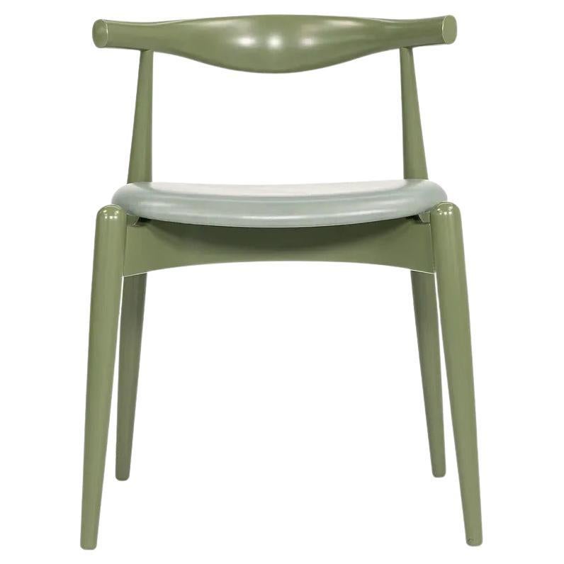 2021 Carl Hansen CH20 Dining Chair by Hans Wegner in Green with Leather Cushion For Sale