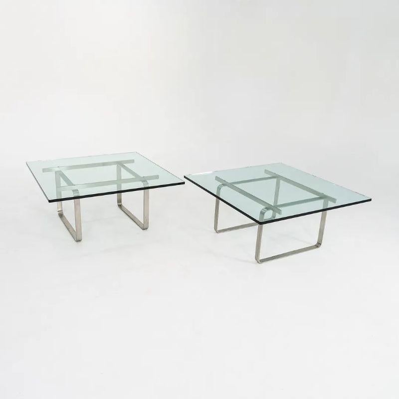 XXIe siècle et contemporain Table basse carrée CH106 de Hans Wegner en verre et acier 2021 Carl Hansen & Son en vente