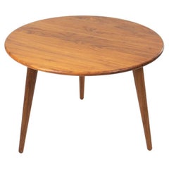 2021 CH008 Coffee Table by Hans Wegner for Carl Hansen in Walnut 30 inch