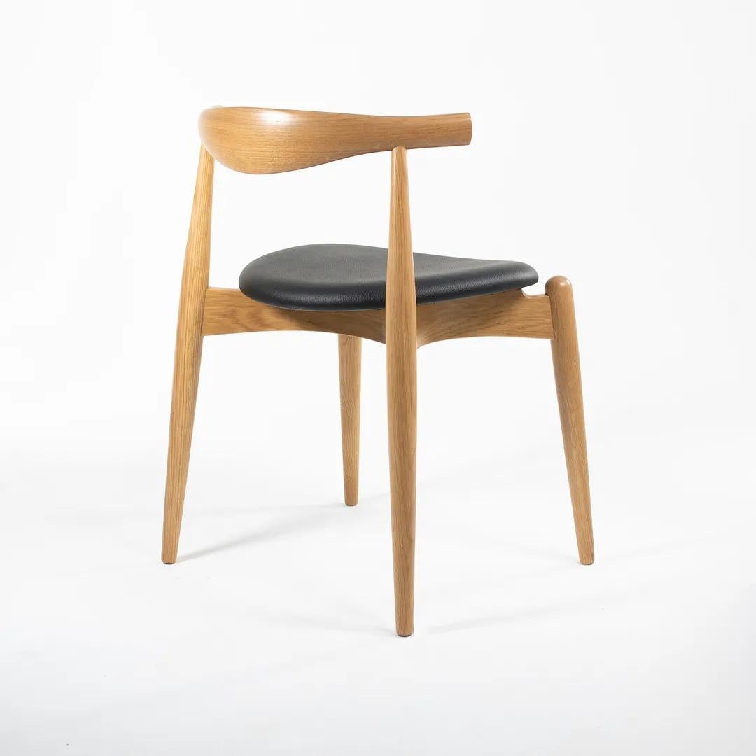 2021 CH20 Elbow Dining Chair by Hans Wegner for Carl Hansen in Lacquered Oak For Sale 3