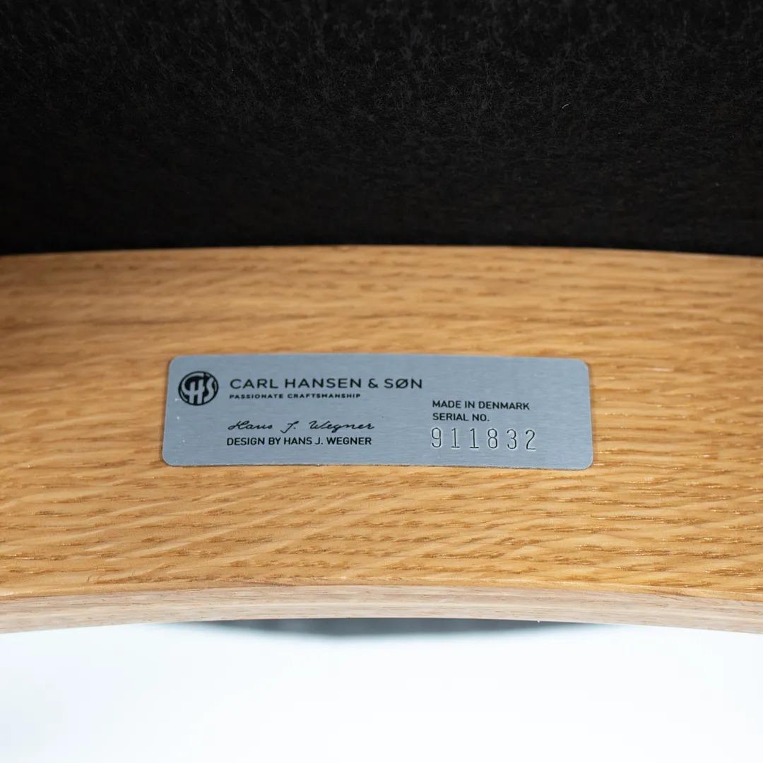 Chaise de salle à manger CH20 de Hans Wegner pour Carl Hansen en chêne laqué 2021 en vente 5