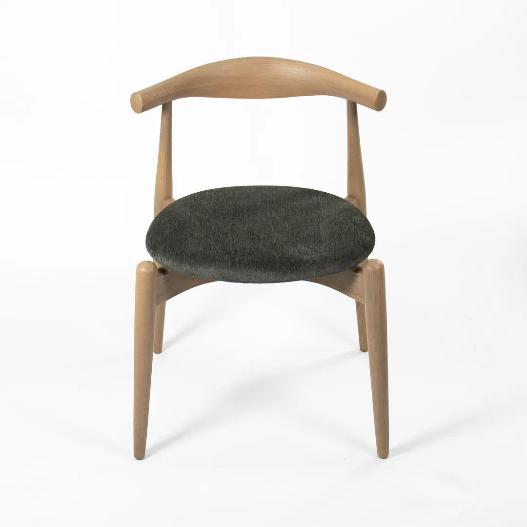 2021 CH20 Elbow Dining Chair by Hans Wegner for Carl Hansen in Oak Soap & Fabric For Sale 6