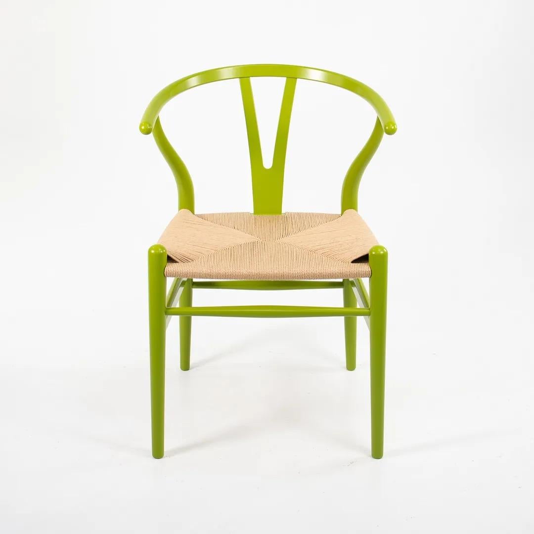 2021 CH24 Wishbone Esszimmerstuhl von Hans Wegner für Carl Hansen in Grün im Angebot 2