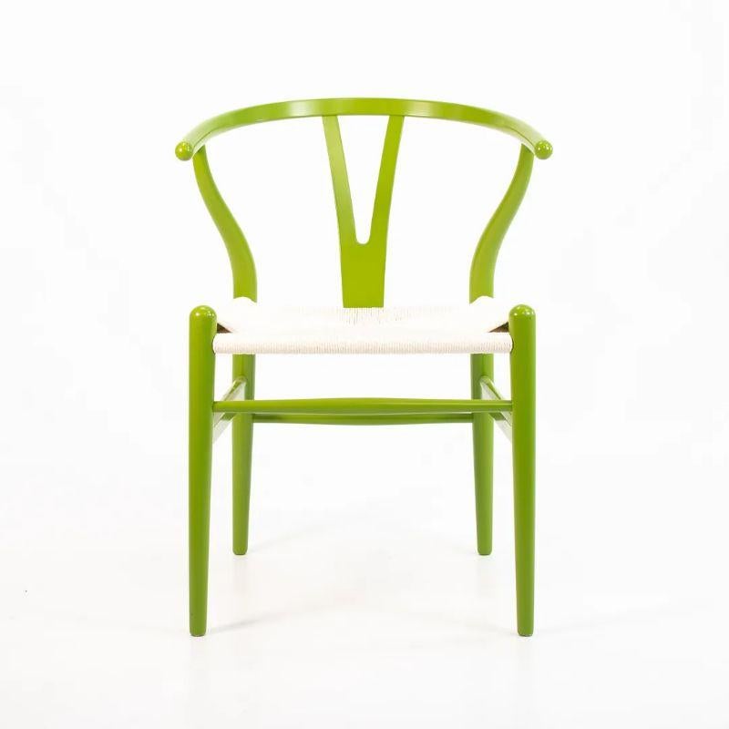 2021 CH24 Wishbone Dining Chairs by Hans Wegner for Carl Hansen in Green In Good Condition For Sale In Philadelphia, PA