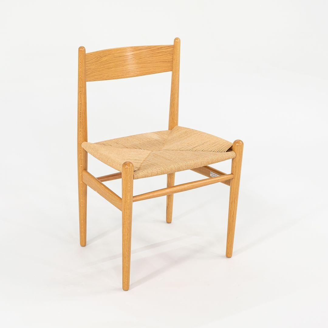 Moderne 2021 CH36 Chaise de salle à manger Hans Wegner Carl Hansen Laqué Oak Naturel Paper Cord en vente