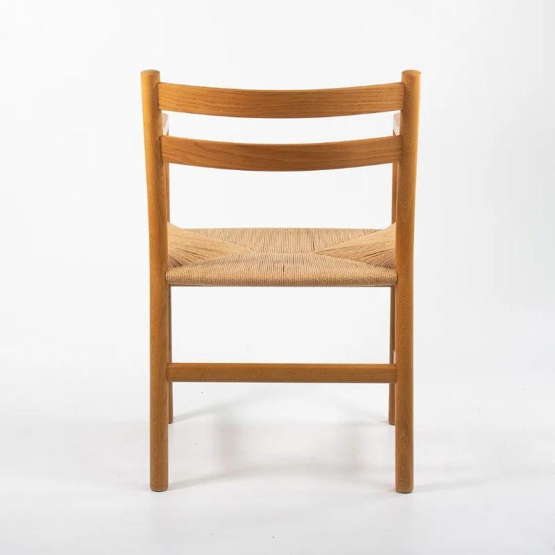 Scandinave moderne 2021 CH46 Chaise de salle à manger par Hans Wegner pour Carl Hansen en Oak Oak Oil avec cordon en papier en vente