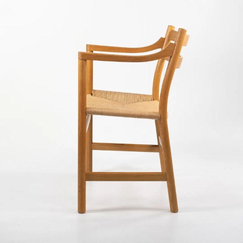 2021 CH46 Esszimmerstuhl von Hans Wegner für Carl Hansen in Oil Oak mit Papierkordel im Angebot 1