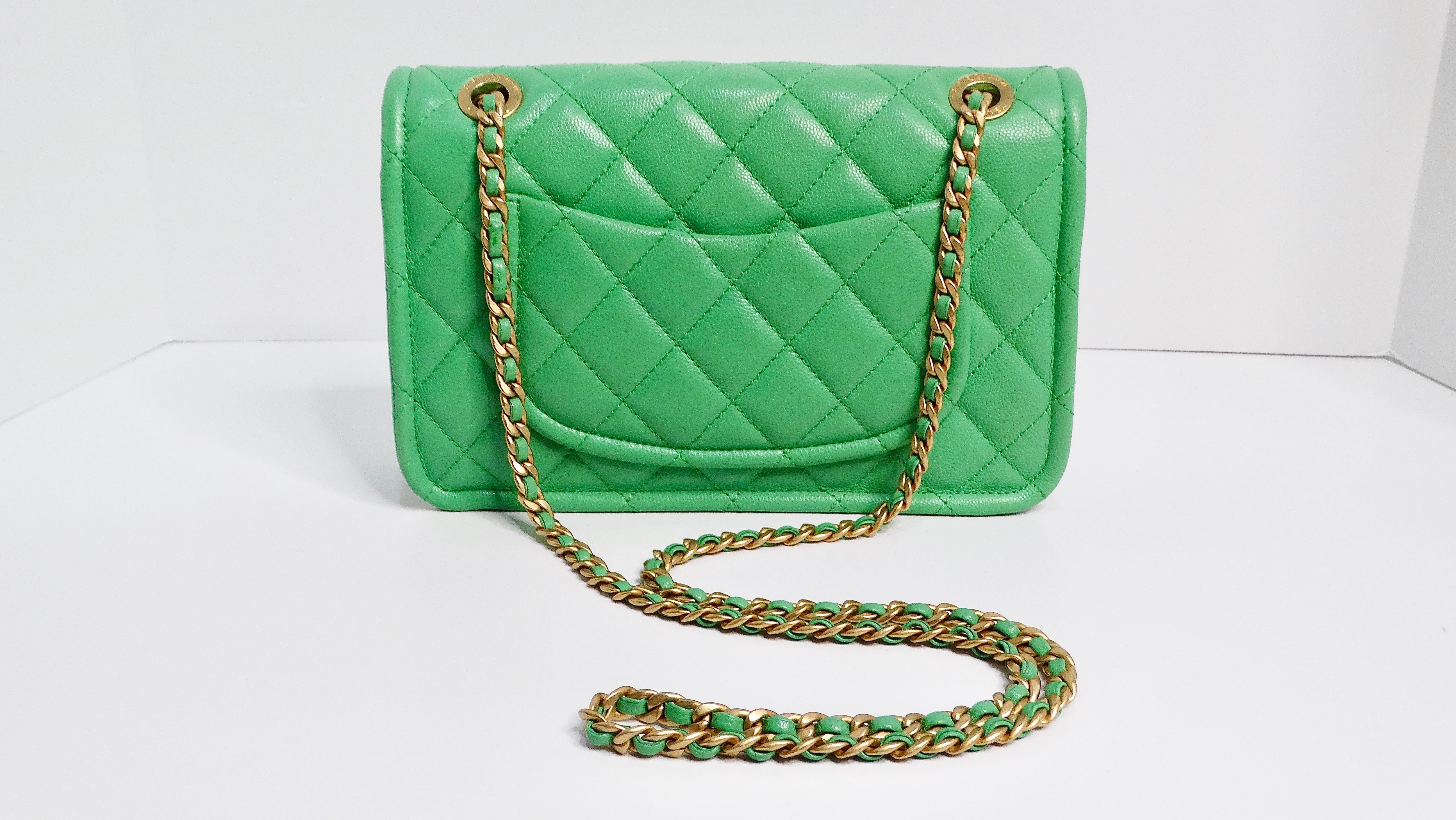 2021 Chanel Mint Green Caviar Leather Flap Bag In Excellent Condition For Sale In Scottsdale, AZ