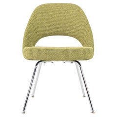 2021 Eero Saarinen for Knoll Executive Side Dining Chair in Green Fabric