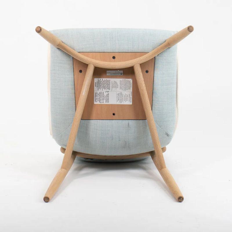 Travail du bois 2021 Chaise de salle à manger EOO4 par EOOS pour Carl Hansen en tissu bleu et Oak en vente