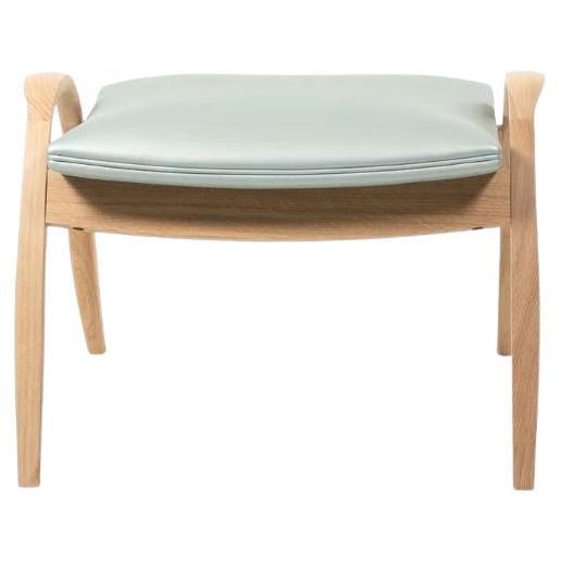 2021 FH430 Signature Footstool by Frits Henningsen for Carl Hansen in Oak For Sale