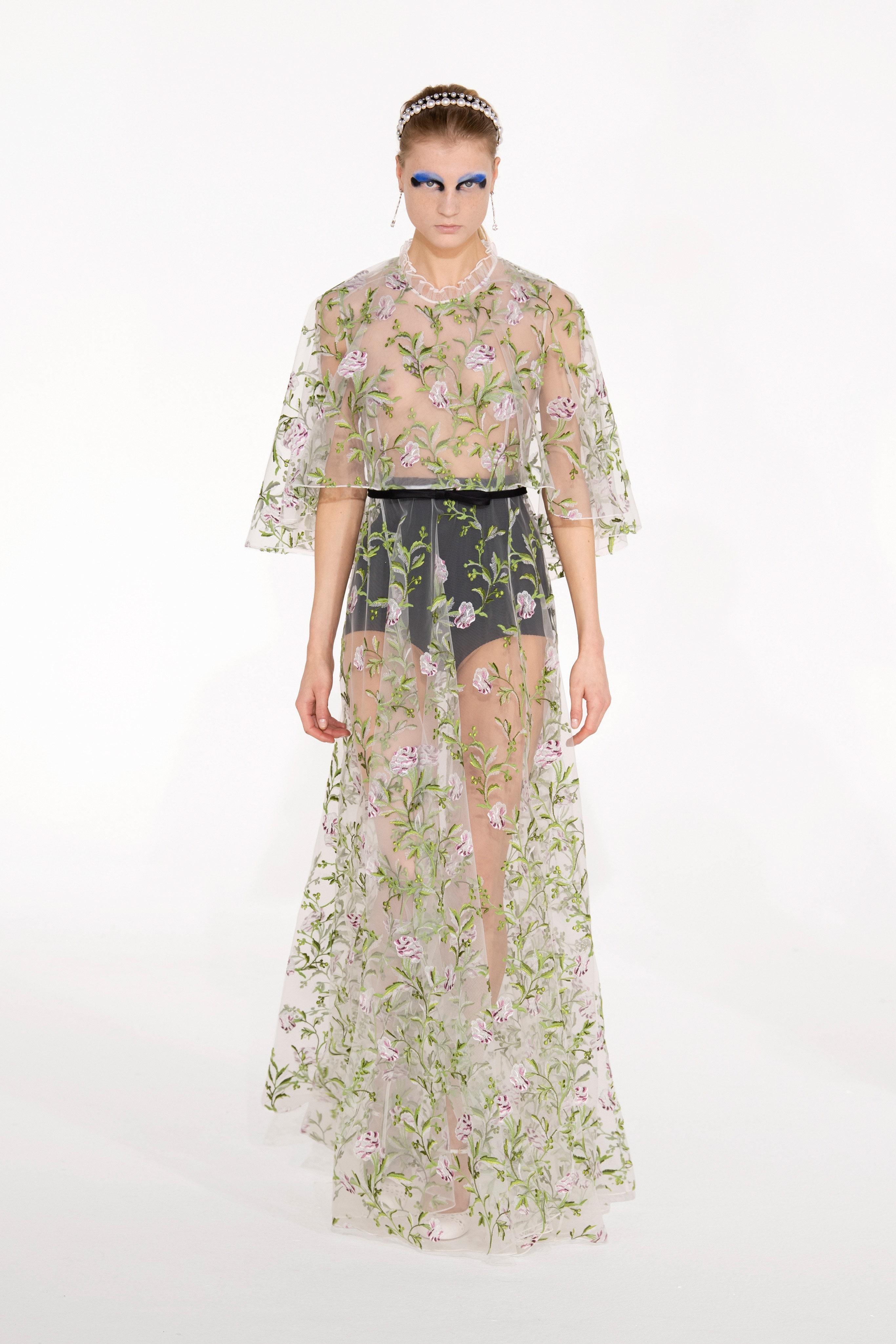 2021 Giambattista Valli Runway Floral Embroidered Tulle Maxi Dress For Sale 3