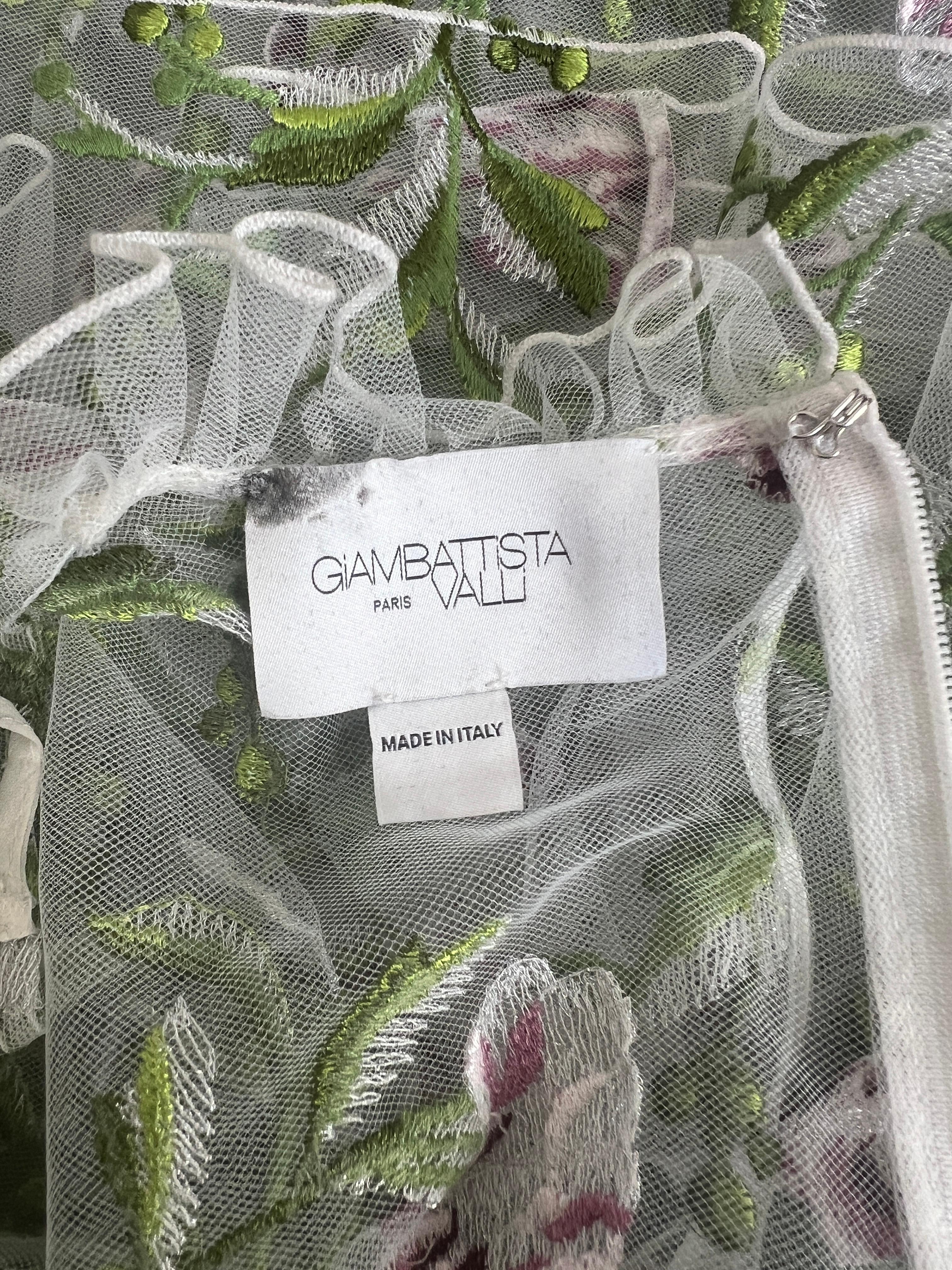 Robe longue brodée de fleurs du défilé Giambattista Valli 2021 en vente 4