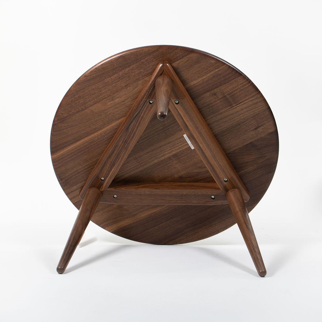 2021 Table basse Hans Wegner pour Carl Hansen CH008 en noyer laqué en vente 2