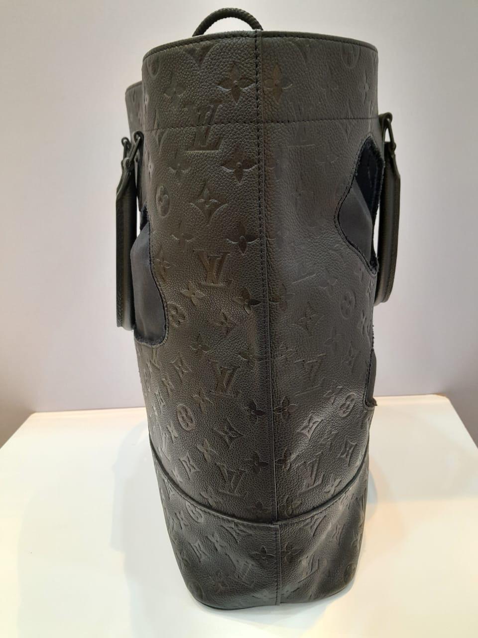 2021 Japan Exclusive Louis Vuitton x Rei Kawakubo Monogram Empreinte Hole Tote 8