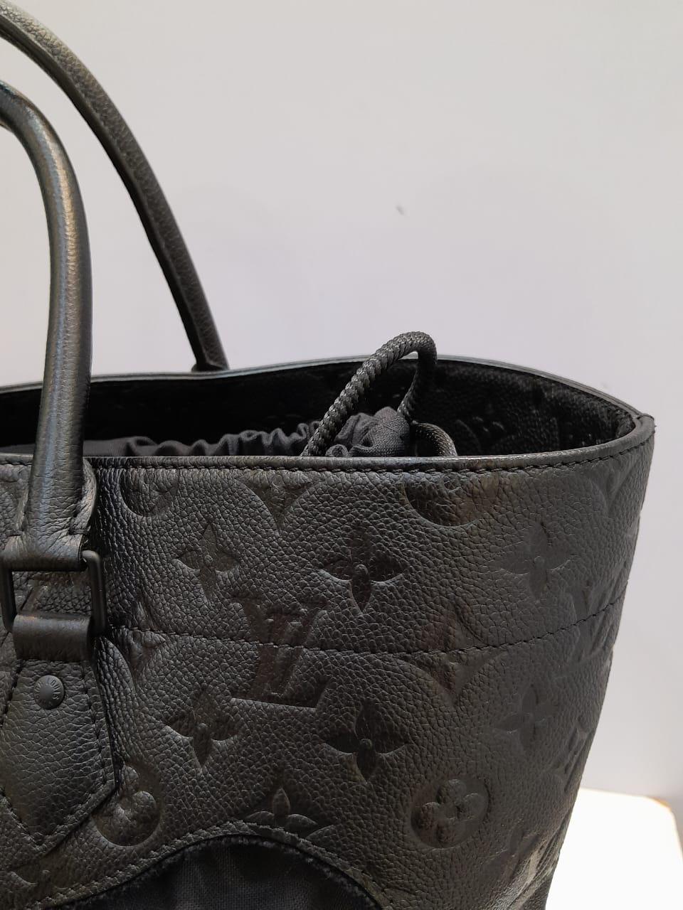 2021 Japan Exclusive Louis Vuitton x Rei Kawakubo Monogram Empreinte Hole Tote 11
