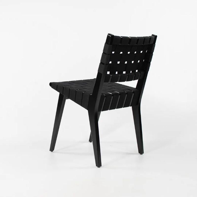 2021 Jens Risom für Knoll Risom Side Dining Chair Ebonisiertes Ahornholz & Schwarzes Gurtband (amerikanisch) im Angebot