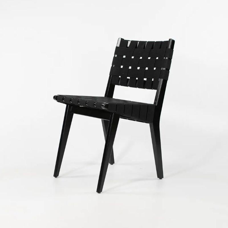 Chaise de salle à manger Jens Risom pour Knoll Risom, 2021, érable ébénisé et sangles noires en vente 2