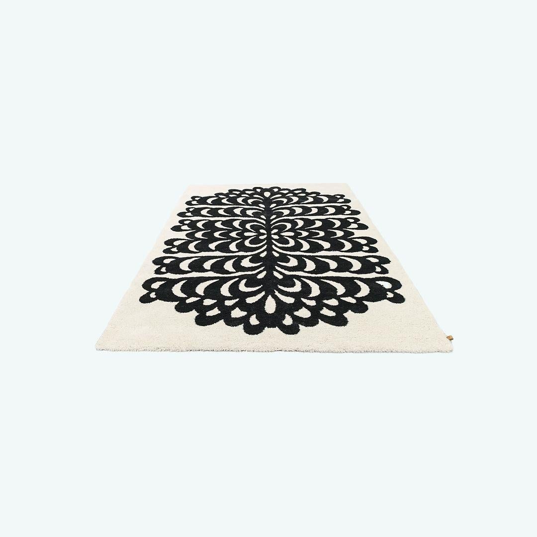 2021 Kasthall Design Studio für Kasthall Pafagelt Teppich 6.5 x 10 ft und Weiß (Moderne) im Angebot