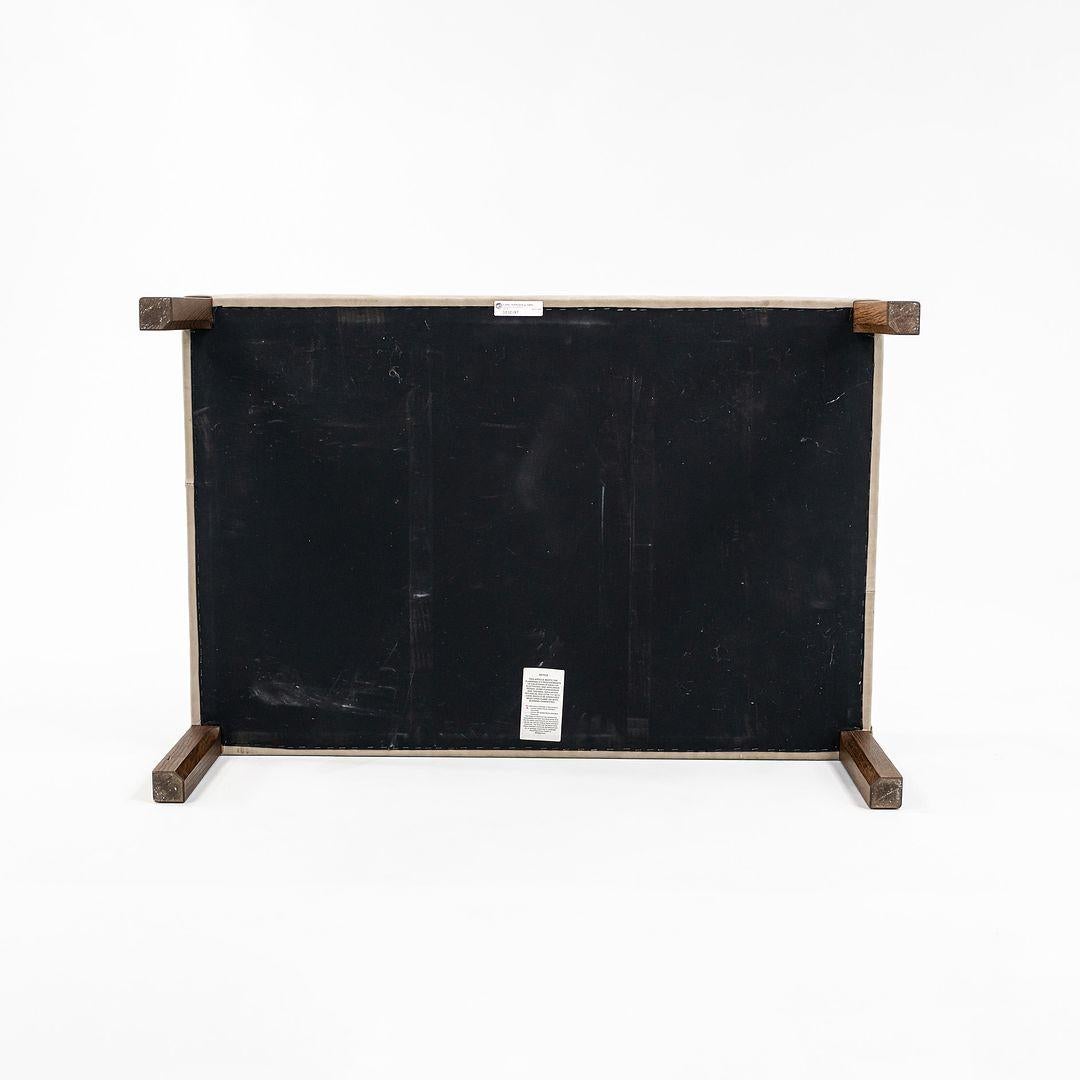 2021 KK48651 Addition Canapé / banquette en cuir avec pieds en bois foncé par Kaare Klint en vente 1