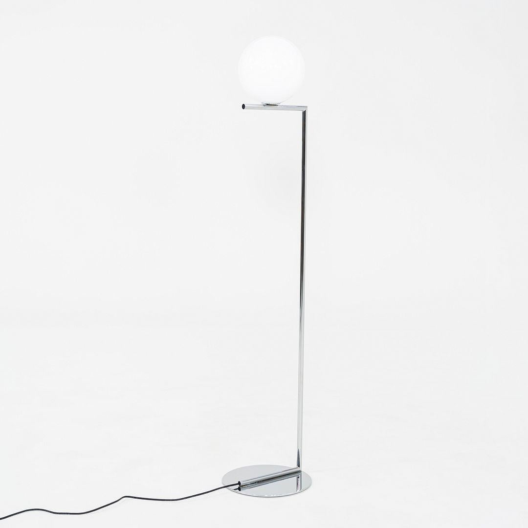 2021 Michael Anastassiades for Flos IC Floor Lamp in Chrome and Glass In Good Condition For Sale In Philadelphia, PA