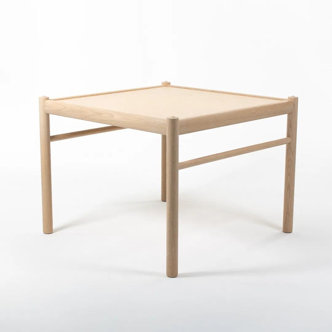 Danois 2021 OW449 Table basse coloniale carrée en chêne par Ole Wanscher pour Carl Hansen en vente