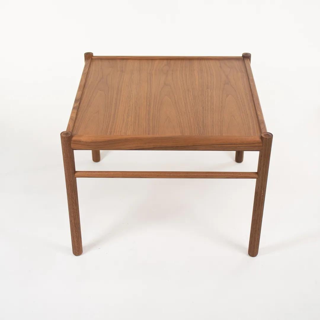 2021 OW449 Table basse coloniale carrée par Ole Wanscher pour Carl Hansen Noyer en vente 2