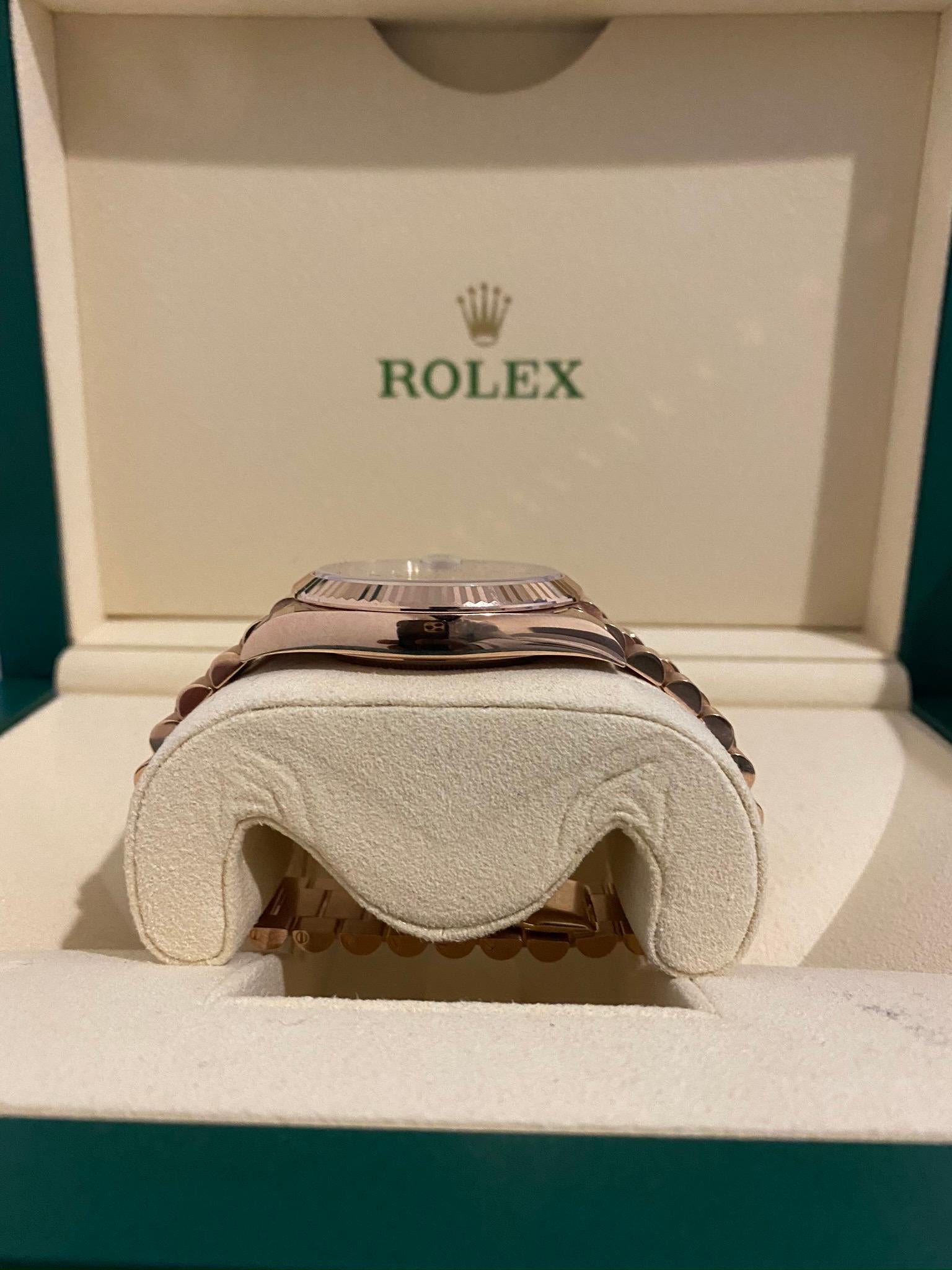 2021 Rolex Oyster Perpetual Day-Date 40 228235 Pave In New Condition For Sale In London, GB