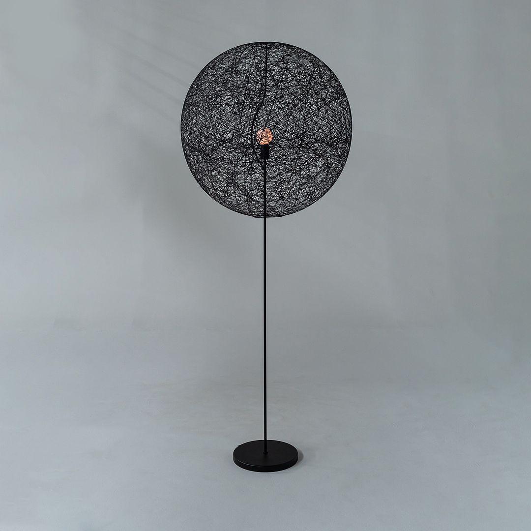 Resina epossidica 2022 Bertjan Pot per Moooi UL Random Floor Lamp II Nero Medio in vendita