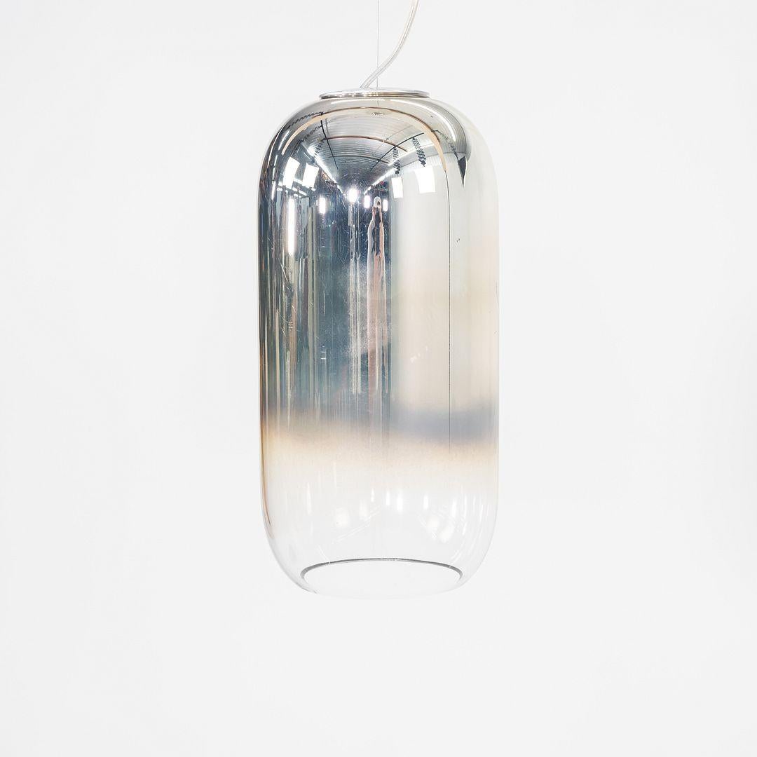 Moderno 2022 Bjarke Ingels Group per Artemide Lampada a sospensione in vetro Gople in vendita