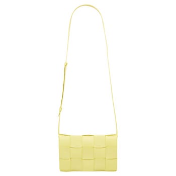 2022 Bottega Veneta Umhängetasche Cassette Leder Gelb Sherbet