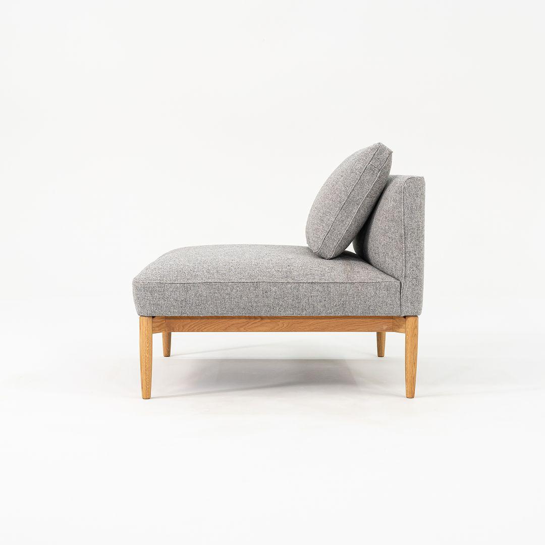 2022 Carl Hansen für EOOS E300 Lounge Chair COM Grey Fabric & Oak Oil of Denmark (Moderne) im Angebot