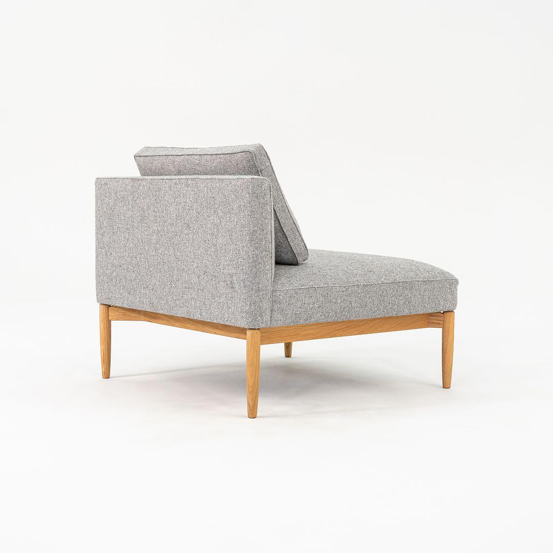 2022 Carl Hansen für EOOS E300 Lounge Chair COM Grey Fabric & Oak Oil of Denmark (21. Jahrhundert und zeitgenössisch) im Angebot