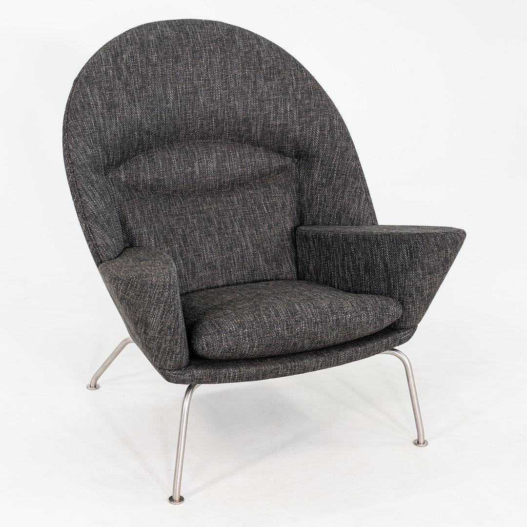 XXI secolo e contemporaneo 2022 CH468 Oculus Lounge Chair and Ottoman di Hansen per Carl Hansen in vendita