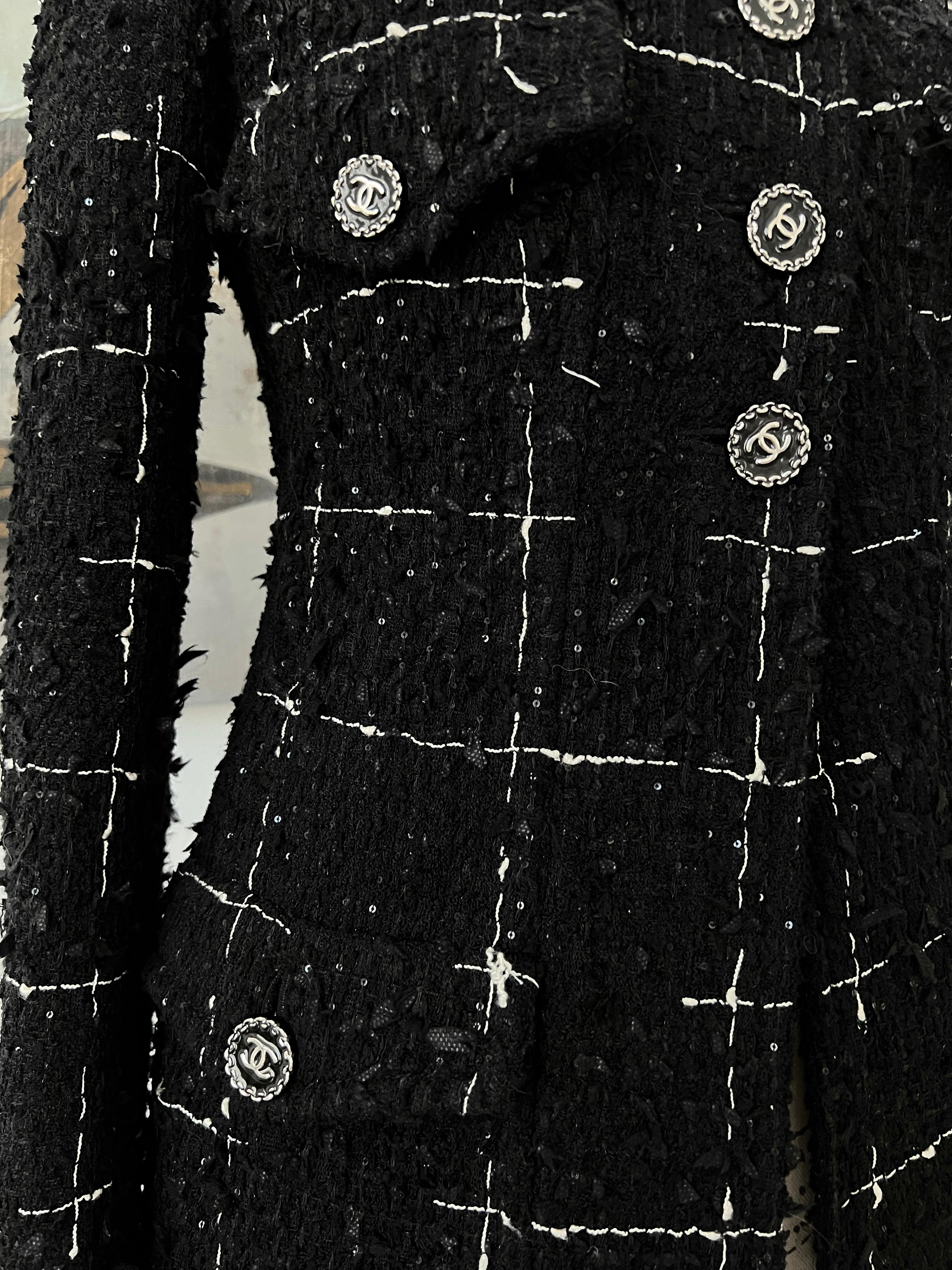 2022 Chanel Black Lesage Tweed Jacket 2