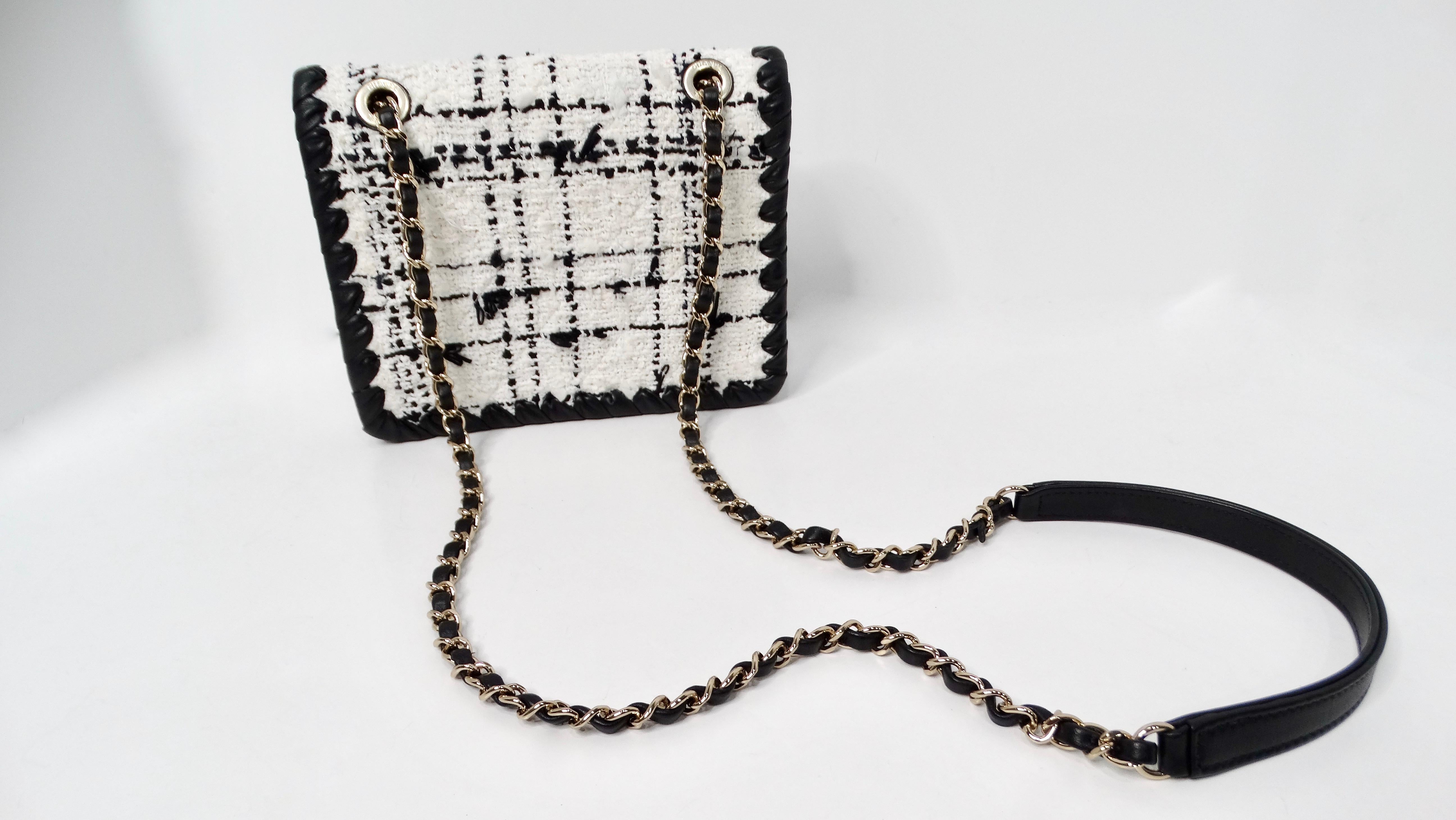 The 2022 Chanel Mini 