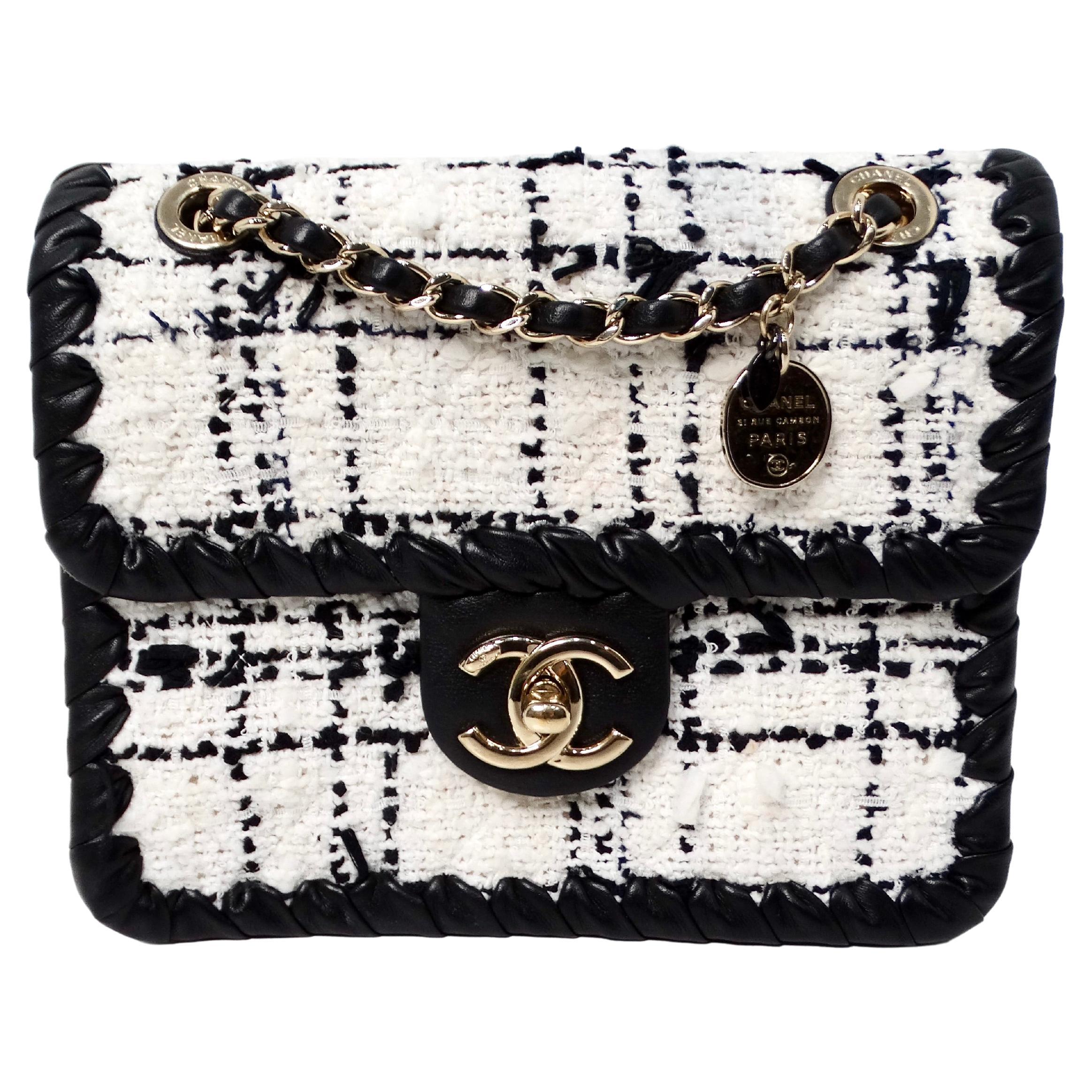 2022 Chanel Mini "My Own Frame" Black & White Tweed Flap Bag For Sale