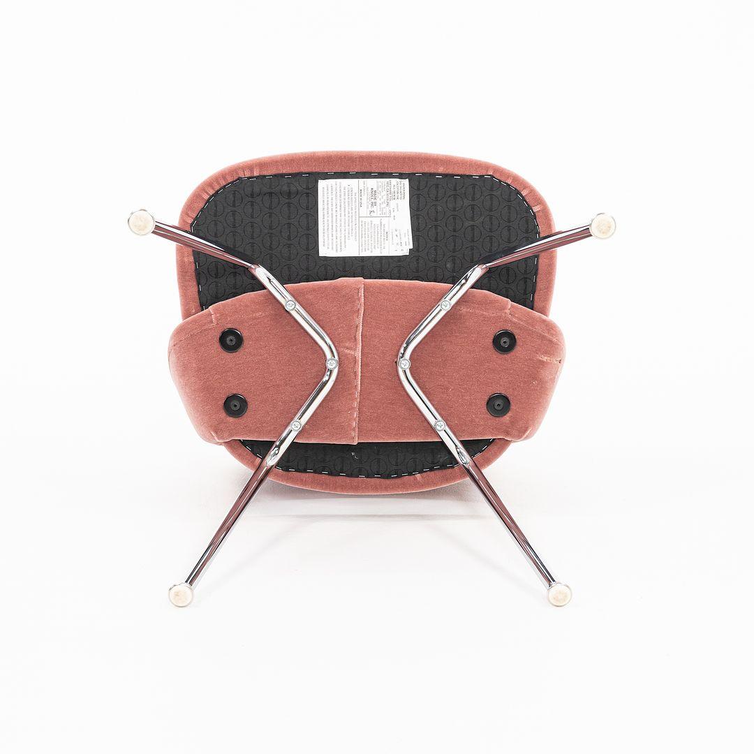 2022 Eero Saarinen for Knoll Armless Side Chair in Pink Mohair 2x Available For Sale 1