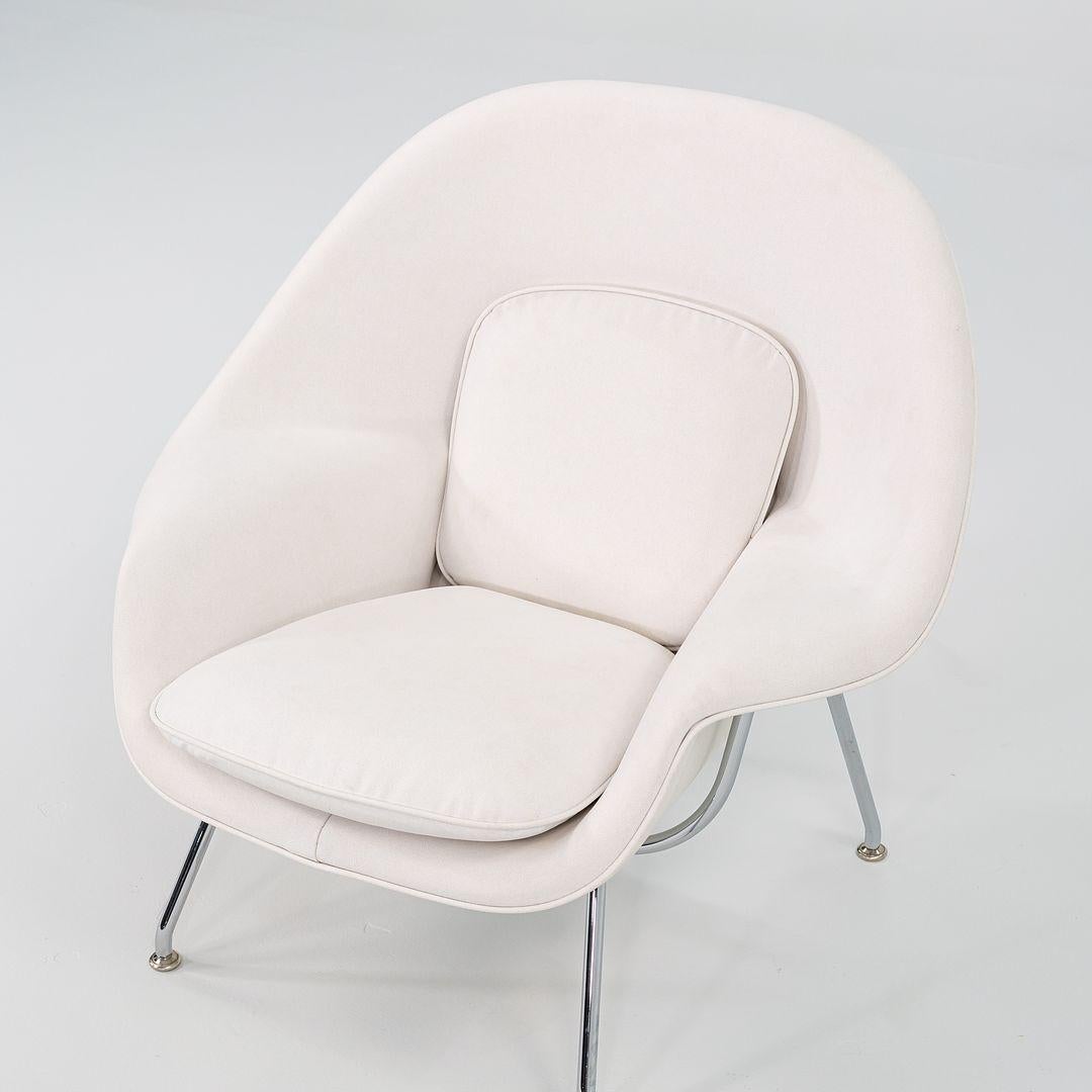 2022 Eero Saarinen per Knoll Sedia a forma di grembo in pelle bianca, modello 70LS in vendita 3