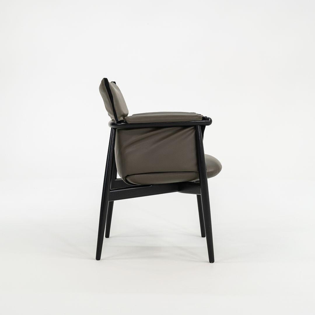 Fauteuil de salle à manger Embrace en cuir gris 2022 EOOS pour Carl Hansen, modèle E005 en vente 5