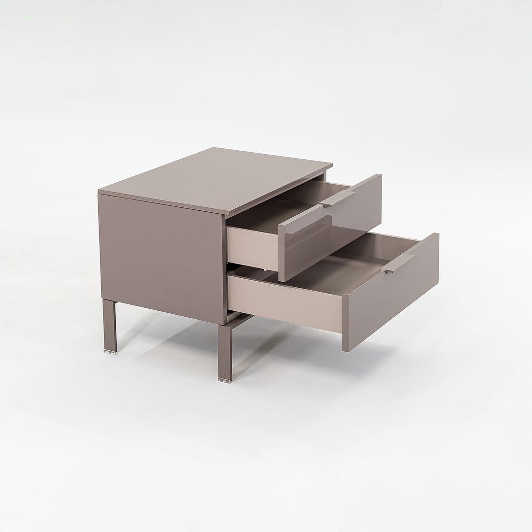 2022 Giulio Cappellini Brest Notte Cassettiera / Comodino in Lacca in vendita 1