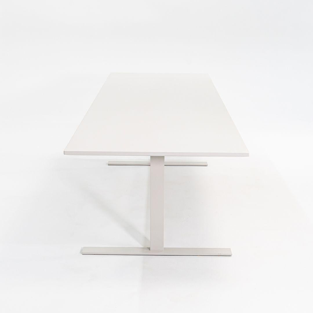 Table de salle à manger Luxor 2022 Giulio Cappellini pour Cappellini en laque polie Excellent état - En vente à Philadelphia, PA