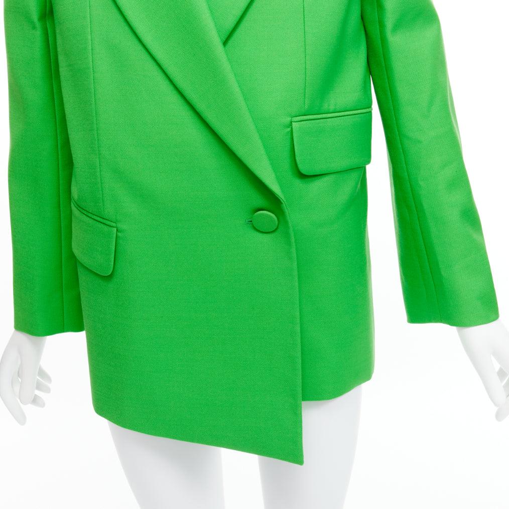ALEXANDER MCQUEEN 2022 green wool mohair wool double breasted wrap blazer jacket IT38 XS
Reference: KEDG/A00275
Brand: Alexander McQueen
Designer: Sarah Burton
Collection: 2022
Material: Wool, Mohair
Color: Green
Pattern: Solid
Closure: