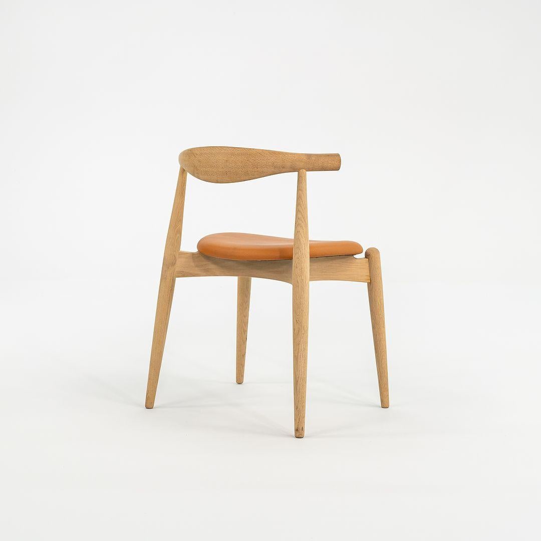 Danese 2022 Hansen per Carl Hansen CH20 Sedia a gomito Oak con pad in pelle caramello in vendita