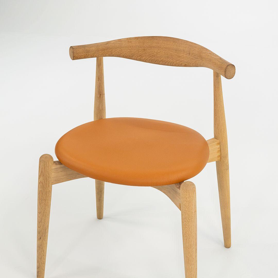 2022 Hansen per Carl Hansen CH20 Sedia a gomito Oak con pad in pelle caramello in vendita 2
