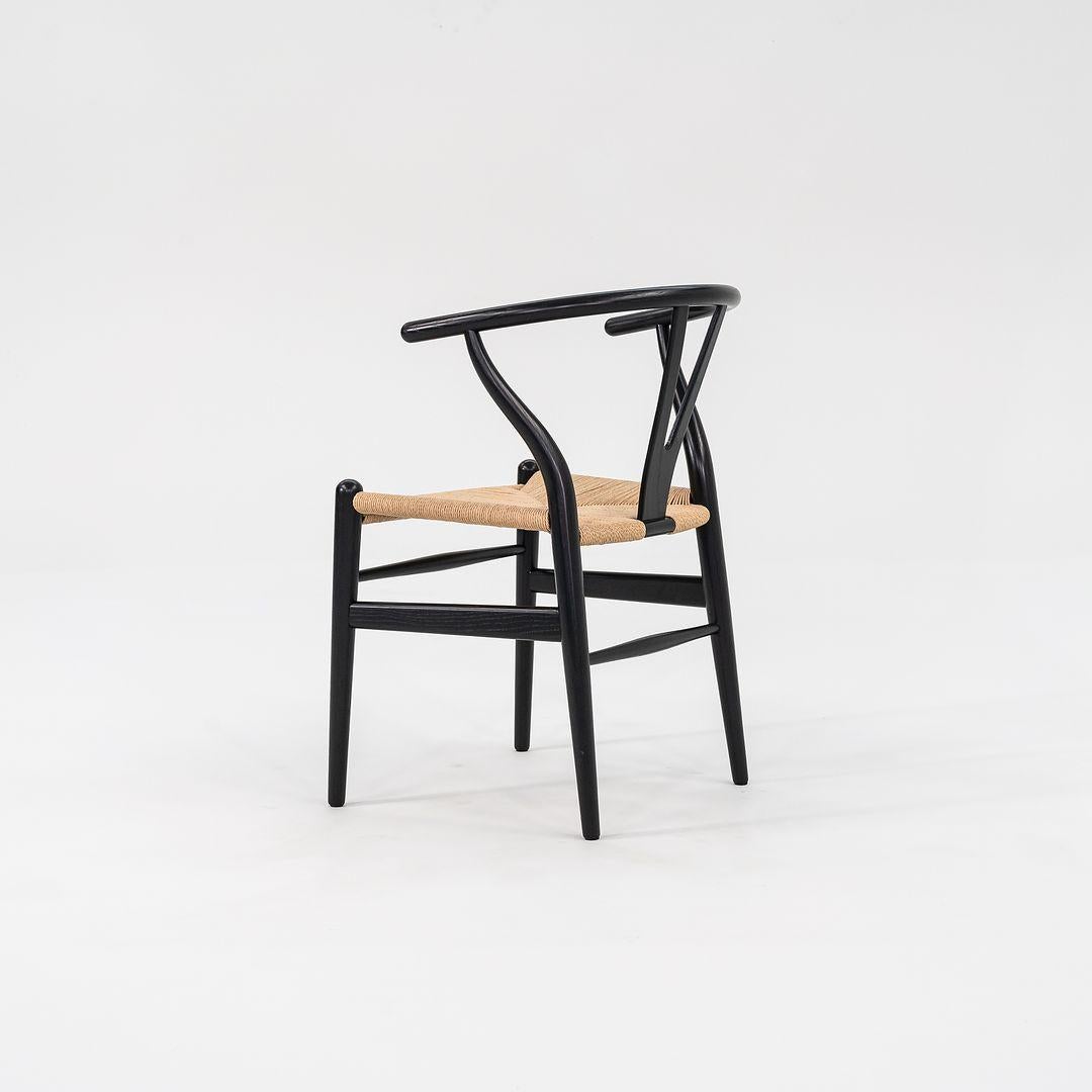 Moderno 2022 Hansen per Carl Hansen CH24 Sedia Wishbone in Oak / Papercord Nero in vendita